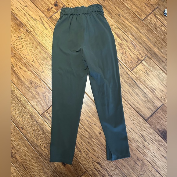 Lululemon Ladies pants. Size 2. Color: Olive Green - Picture 3 of 8